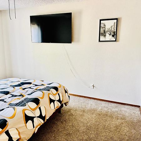 Artsy Home Close To Usafa With Fireplace And Patio Колорадо Спрингс Екстериор снимка