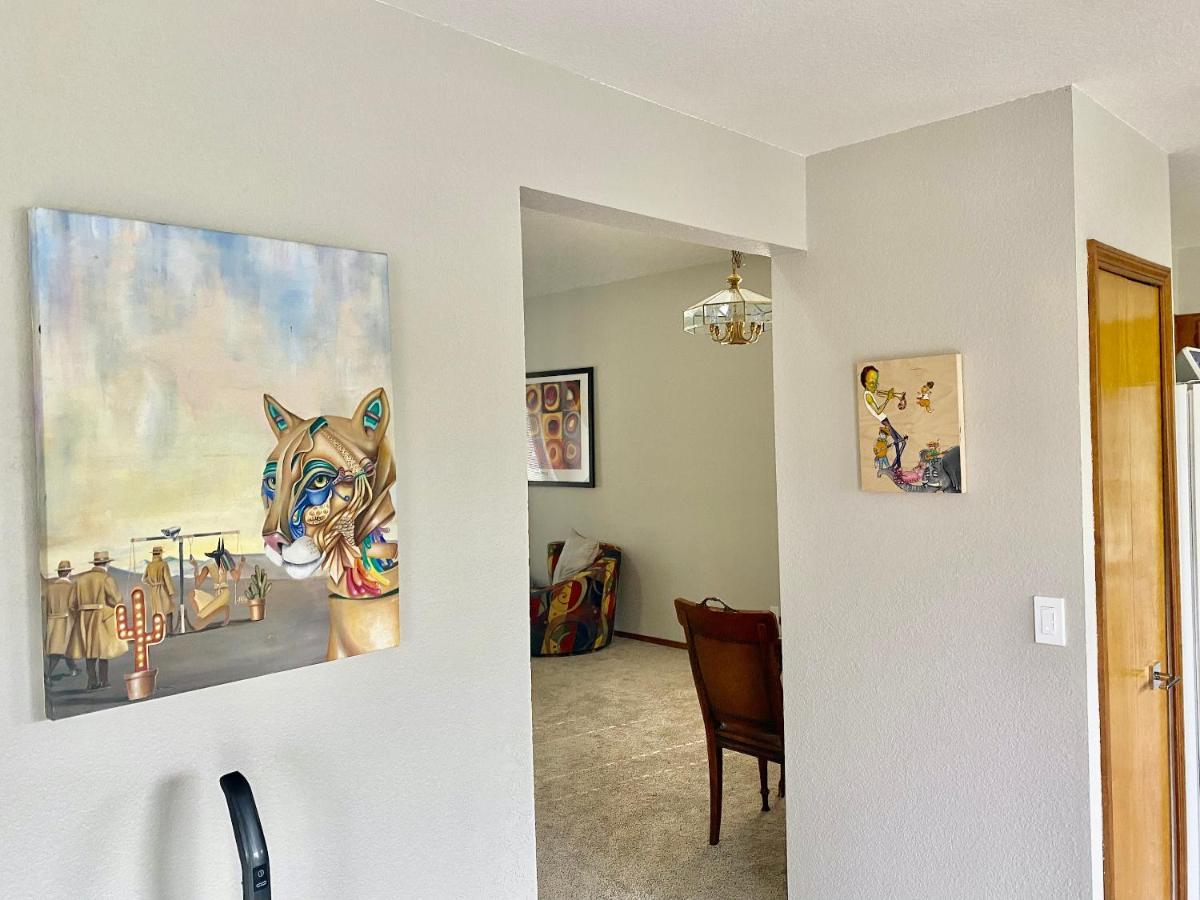 Artsy Home Close To Usafa With Fireplace And Patio Колорадо Спрингс Екстериор снимка